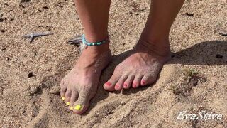 My feet and masturbation with orgasm and wet pussy close up on the beach - porn video