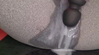 Vibrator orgasm in leggings after HUGE creampie - porn video